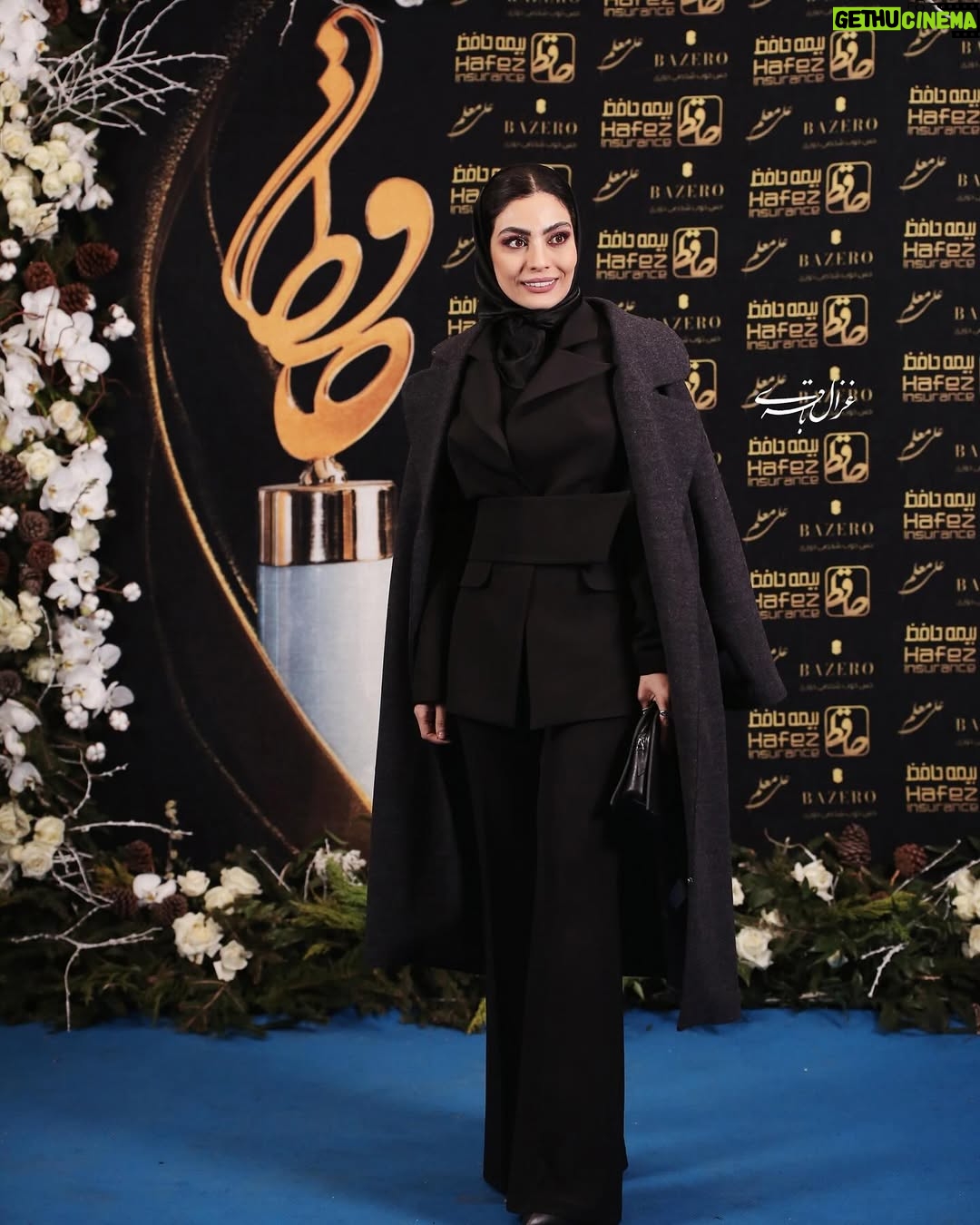 Sahra Asadollahi - 7.1K Likes - جشن حافظ
روح علی معلم عزیز شاد و یادش گرامی
@omidmoallem @azarmemarian_official @donyayetassvir
Stylist:@negah
@negah_fashion_studio
Photo:@hanieh.zahed
@qazal_baqeri
@niloofar_dehbashi
@yekta_pashaei