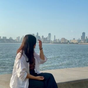 Saloni Daini Instagram - 🌊👨‍🎤