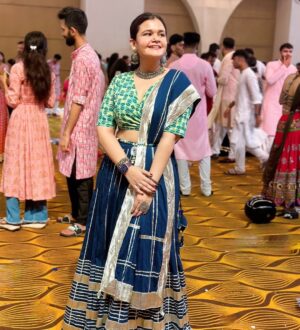 Saloni Daini Instagram - 🦚

Wearing - @vintagetrailsmumbai 💚