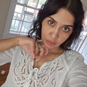 Saman Ansari Instagram - I am confuzzled! So help me out please ( yes, I am confused and puzzled 😵‍💫🥴)

What is the shape/ style of my eyes? To me they look like all of the options depending on my emotions and makeup!