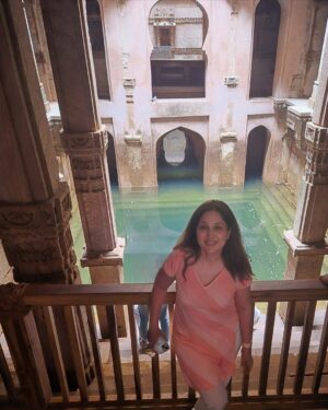 Sampada Vaze Instagram - Last few days- work   travel!