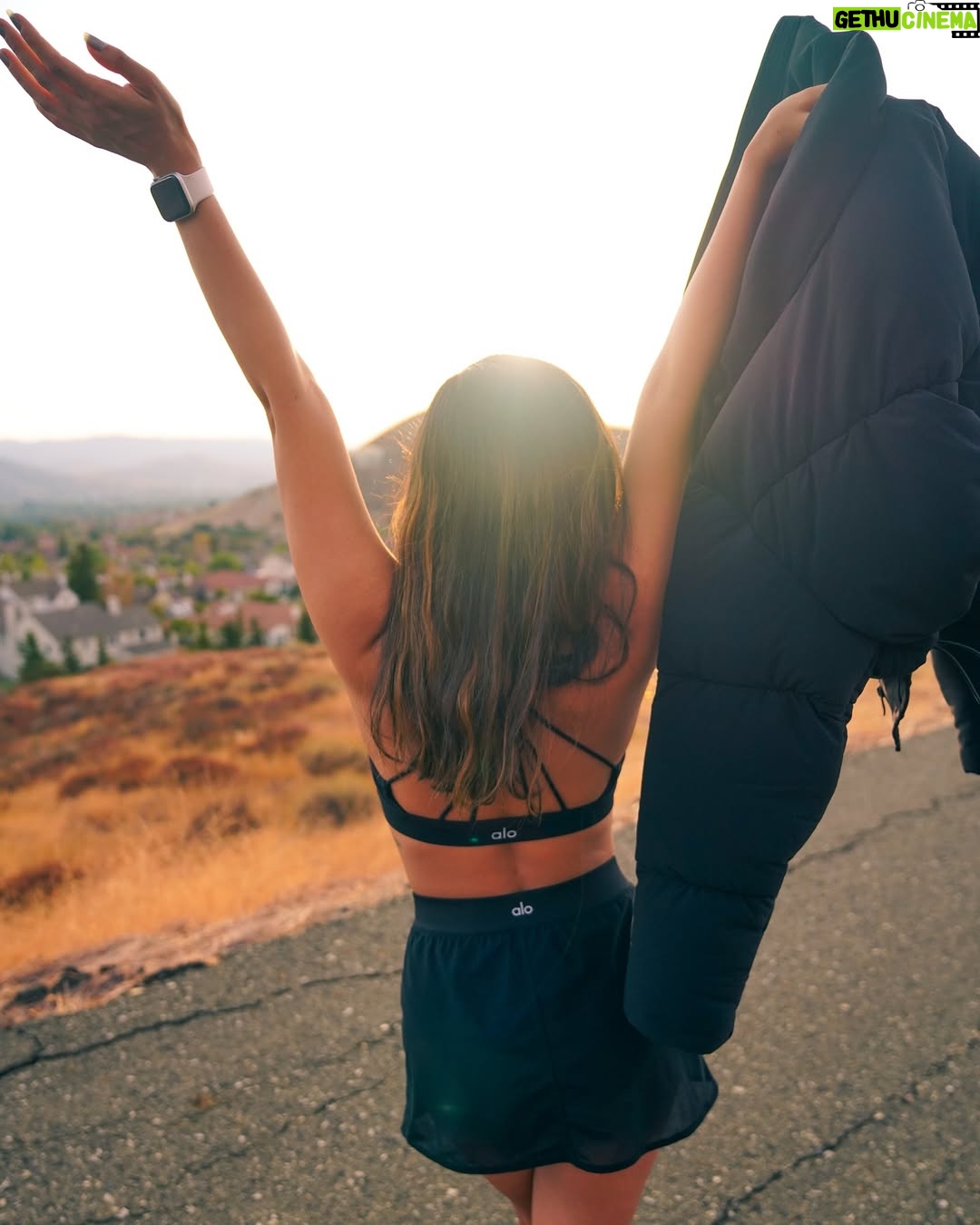 Sana Saeed - 5.6K Likes - 2025 is personal!!
Whatever makes us happy we are doing it 💪♥️
#january #2025 #letstogethermakethisyearcount #photooftheday #losangeles #california #thursday #thursdayvibes #thursdaymotivation #sunshine #sendinglove #hike #hikelife #fitnessmotivation