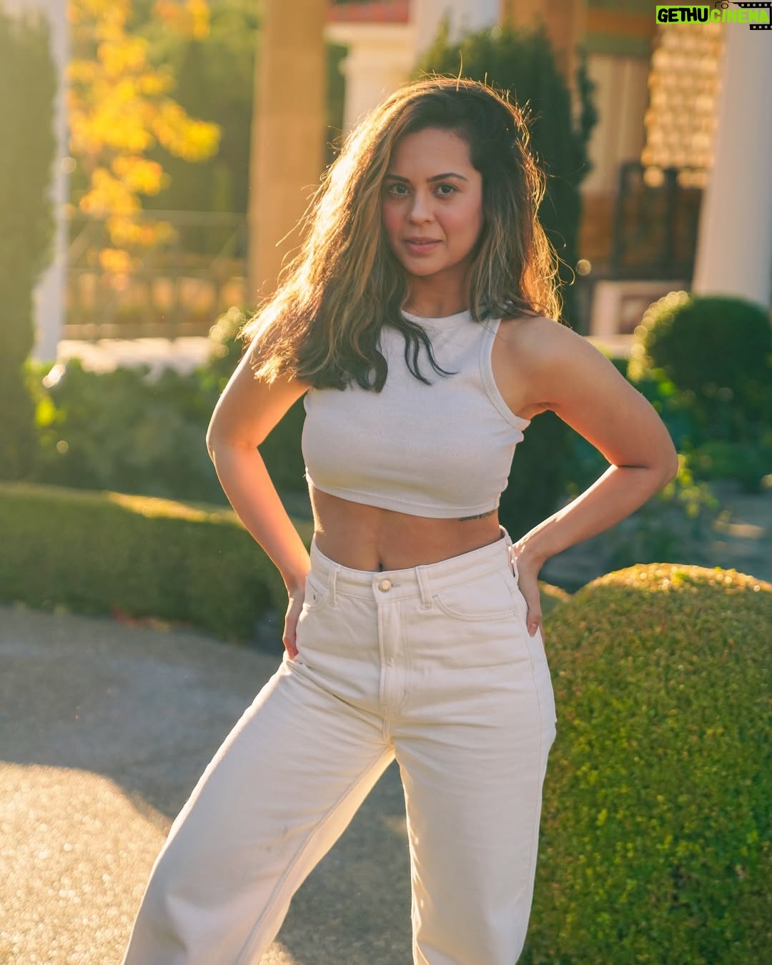 Sana Saeed - 4.5K Likes - You are already so far from where you were last year, you deserve to be proud of yourself 🕊️✨
#loveyourself #takecareofyourself #photooftheday #moodmagic #youmatter #yourlifematters #youarebeautiful #letstogethermakethisyearcount #november #2024