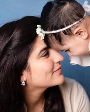 Sanam Baloch Instagram - When i hold you, life makes sense. #Happyproudmother💕 #firstborn #lifeline #mother’sday2022