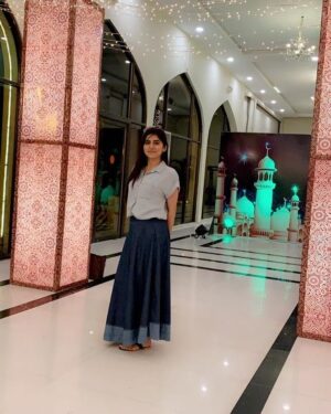 Sanam Baloch Instagram - Random💥💫📸 #simple #happiness #life #fun #Freinds #diva #hello #sanambaloch #exclusive #thesanambaloch