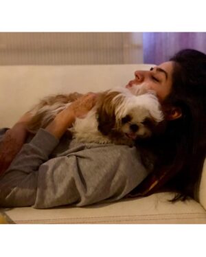 Sanam Baloch Instagram - 🐾 Iloveyou Brownie 🤎