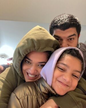 Sanam Jung Instagram - Our happy place 💕
@qassamj88 

#alhamdulillah #mashallah #famjam❤️ #houstondiaries🇺🇸 🇺🇸 #dec2022