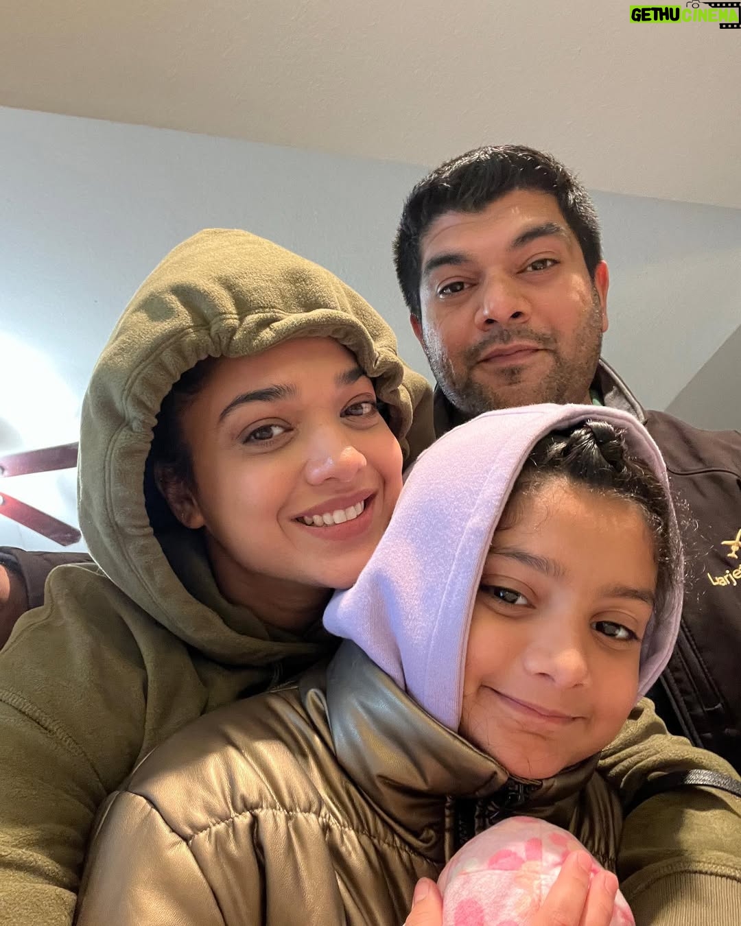 Sanam Jung - 32.5K Likes - Our happy place 💕
@qassamj88
#alhamdulillah #mashallah #famjam❤️ #houstondiaries🇺🇸 🇺🇸 #dec2022