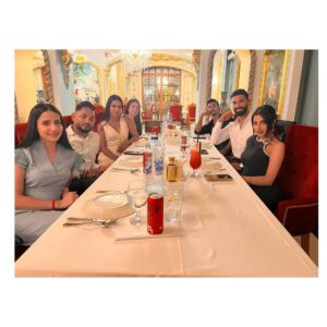 Saniya Shamshad Instagram - You know, it’s a beautiful thing when you find those special people who may not be a part of your everyday life, but they hold a special place in your heart. They bring joy, support, and love into your world, even from afar. These connections are like stars that shine brightly in the night sky, reminding you of the beauty and magic of true friendship. So, cherish those special souls, hold them close to your heart, and let them know how much they mean to you. Life is better with them by your side. ❤️

#familia ❤️🥳

I LOVE YOU ALL XOXO