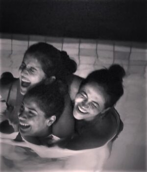 Sanjana Sarathy Instagram - Srilanka served the views and we served the vibes! 
Celebrating our cutest manjuluuuuuu! #30andfabulous 💜✨🧿
.
.
.
.
#srilanka #vibes #vacay #vacaymode #birthdaytrip