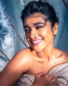Actress Sanskruti Balgude HD Photos and Wallpapers March 2025