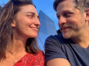 Actress Sara Bareilles HD Photos and Wallpapers April 2025