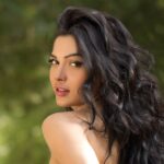 Sara Hussain