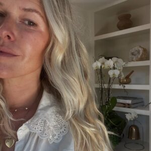 Sarah Wright Instagram - Lots of belly pics incoming 😂 and have to shout out this magical Perla skirt and Ghita blouse by @christydawn… her Pre spring collection is here and the details are so stunning.  You can use my code SARAH10 for a discount 💫✨🌟#christydawnsteward