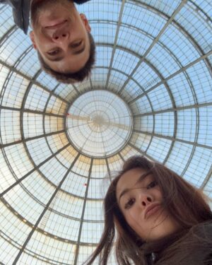 Sarunrat Visutthithada Instagram - Day 4 - Milano! มาแค่ไม่กี่วัน รู้สึกนานจัง คิดถึงลูกแหละ…. 😆 #10YearsDeaneversary