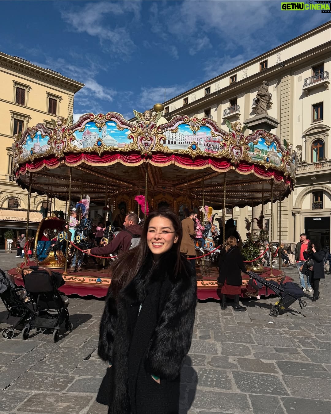 Sarunrat Visutthithada - 36.2K Likes - Day 2 - Florence #10YearsDeaneversary #อ้วนแน่