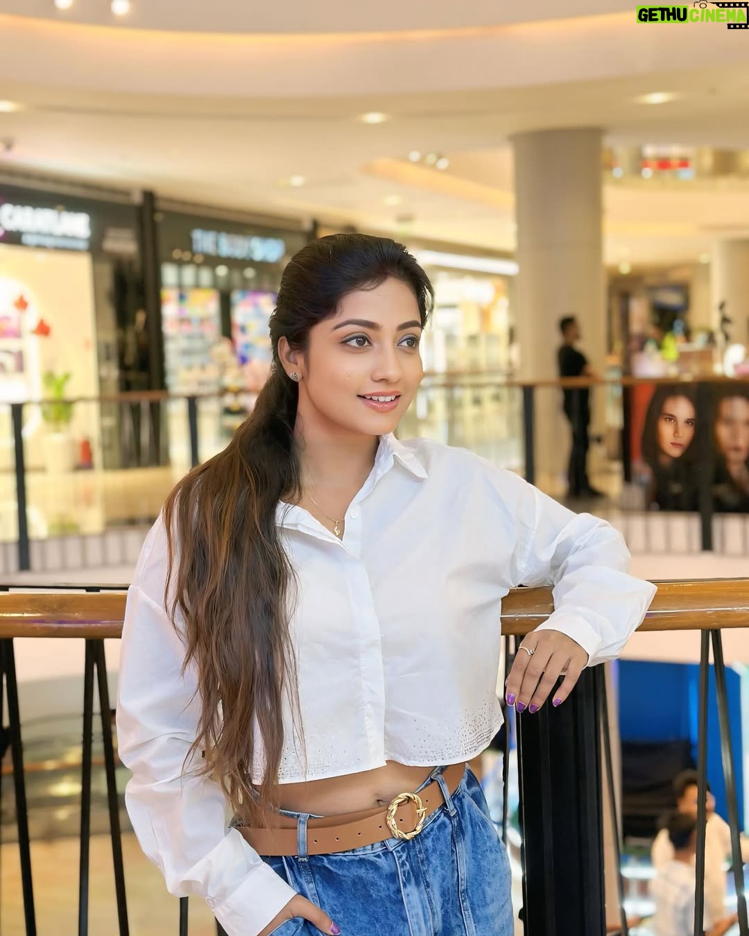 Sasmita Piyali Sahoo - 8.1K Likes - Be the one to make them stare😉🔥..
.
.
#picoftheday #love #life #live #odiagirl #actress #attitude #positivity #vibes #smile #beyou #instagram #sasmitapiyalisahoo