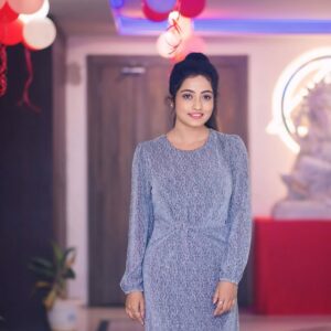 Sasmita Piyali Sahoo Instagram - Doing just as good as I look🔥😉..
.
.
#picoftheday #style #smile #attitude #love #life #swag #odiagirl #actress #expression #classy #instagram #sasmitapiyalisahoo
