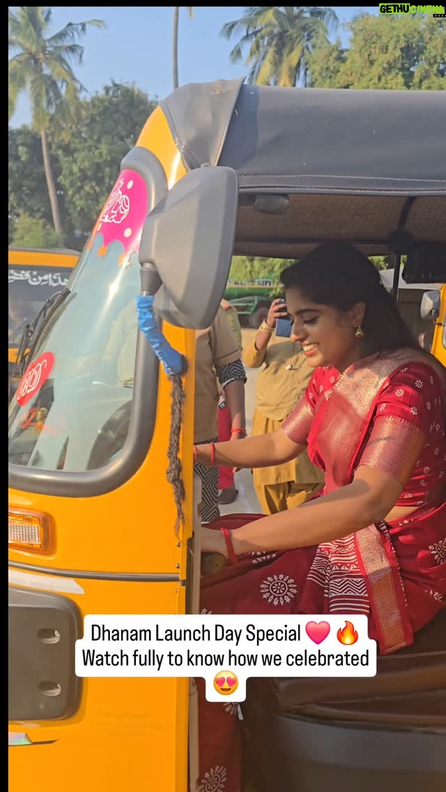 Sathya Devarajan - 21.2K Likes - DHANAM 😍🔥 What a beautiful day it was. Just sharing you the glimpses of this fantastic time we had with these queens ❤️😍 Full video will be out soon in vijay tv🤗
Thank you @actorgokulkrish for the video and commentary 😂💙