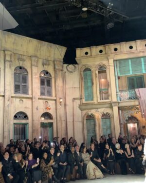 Scherezade Shroff Instagram - 25 years of @sabyasachiofficial ! 🥂 What a show!!! 

#25yearsofsabyasachi #awesomesauce #aboutlastnight #sarinotsorry