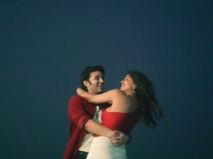 Sejal Kumar Instagram - happy Kahin Chale 💓💓 from my new EP Finding Joy 🧩 this music video was a lot of fun and jugaad to make! Here’s some remaining pictures and BTS   the storyboard for those interested in how our little team made it come alive!! 

Needless to say STREAM it on @spotifyindia and watch everyone’s beautiful work on my @youtubeindia channel! 

making music videos ourselves and on a budget has pushed me to start directing properly and conceptualising! Would you like me to share more of this and make our storyboards available to you?