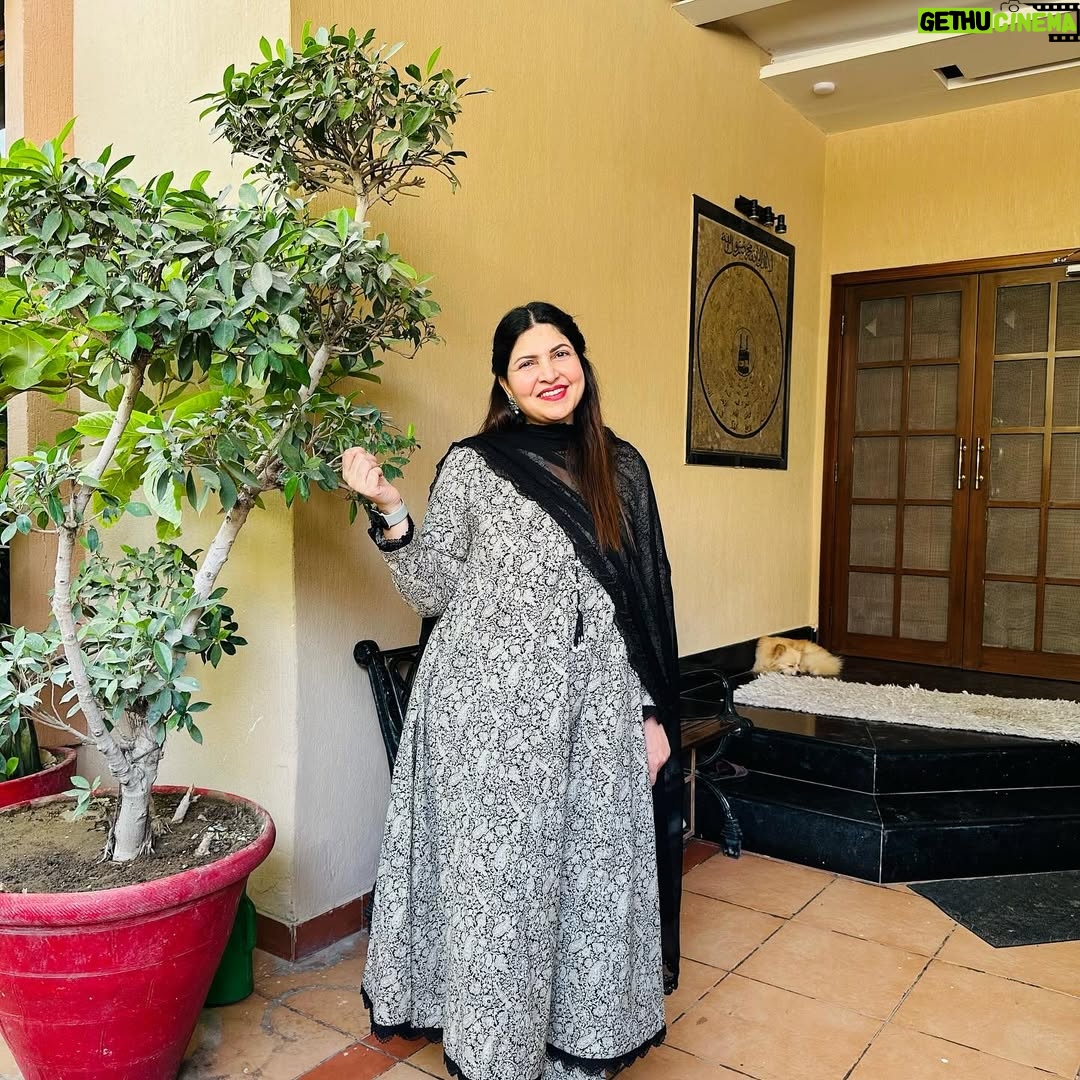 Shagufta Ejaz - 13.9K Likes - Pre Eid Vibeš¤š