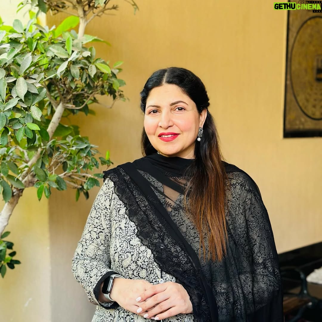 Shagufta Ejaz - 13.9K Likes - Pre Eid Vibeš¤š