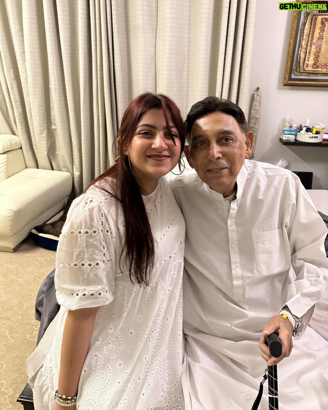 Shagufta Ejaz - 20.6K Likes - Best wishes, to you from us.š