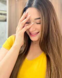 Actress Shameen Khan HD Photos and Wallpapers January 2025