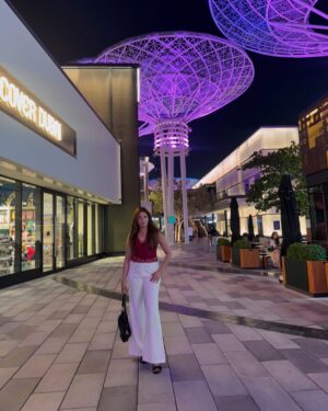 Shameen Khan Instagram - Swipe till the last post to see Louie,Louie,Louie dance 🕺 
.
.
.
.
#bluewater #bluewaters #bluewatersisland #dxb #dubai🇦🇪 #louie #dancer #loveisintheair #fyp #uae #dxblife🇦🇪 #dubainights #nightlife #shameenkhan #fun #funtimes #friendshipgoals #lovequotes #dancechallenge
