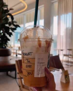 Shameen Khan Instagram - Iced pumpkin spice latte 🎃 
.
.
.
.
#dxb #newyear #2025 #coffee #fyp #instagramers #newlife #newday #iamfeelinggood #shameenkhan #beauty #clearskin #shameenkhan