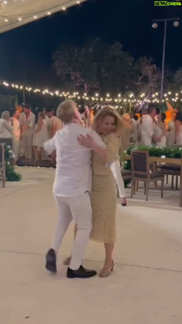 Sharon Lawrence - 439 Likes - Great memories from one of my favorite wedding weekends 3/19/22 Marriage of @jonathandbennett & @jaymesv at @unico2087 Riveria Maya