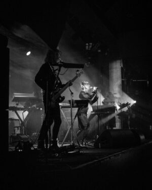 Sharon Van Etten Instagram - Moments in time captured with The Attachment Theory in Berlin, Germany at Astra Kulturhaus 3.4.25

Photos by: @lennydrinksyourmilkshake

Tickets available at the link in bio.