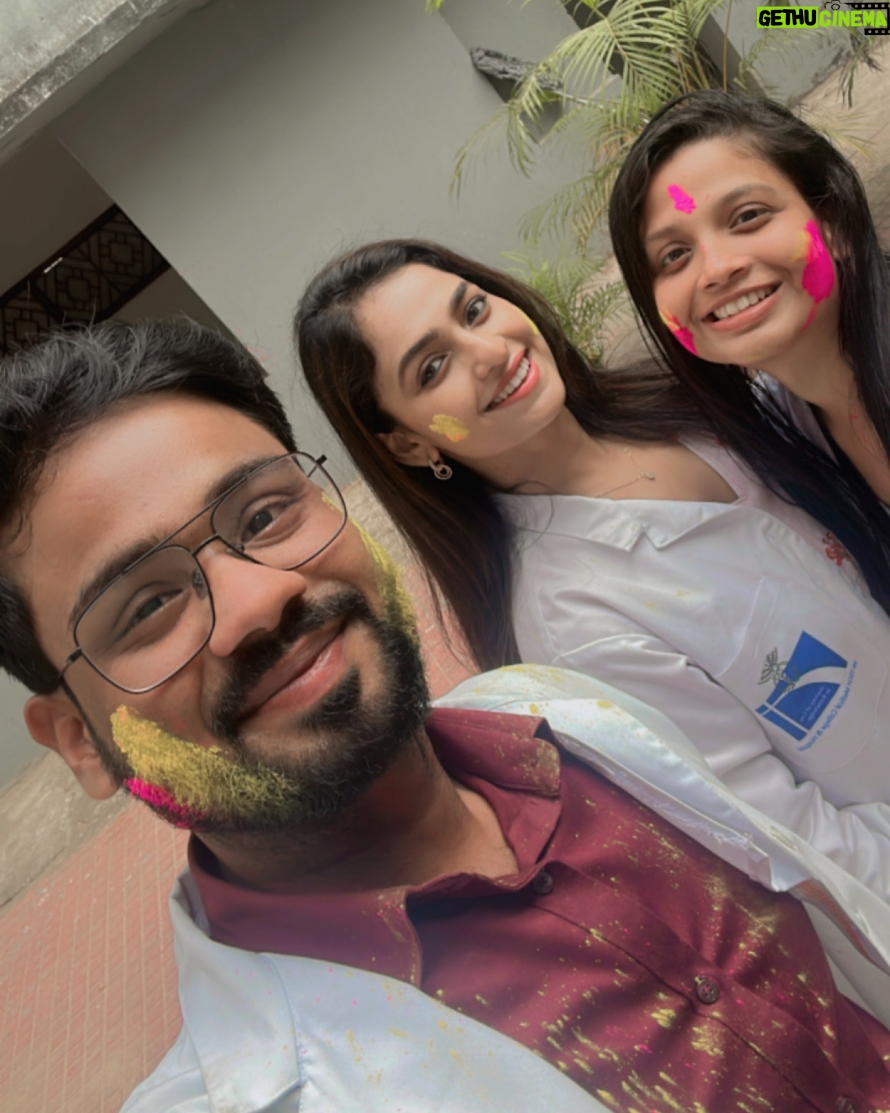 Sheetal Patra - 45.1K Likes - Holi-fied just before the Med exams stress…That’s how aprons meet holi hues!😆🥼💕
Happppyyyy Holi everyone!!💖🌸🌈 🦋🦄🧡
#holi2025 #medicolife #colours #examsahead
