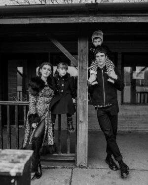 Shenae Grimes-Beech Instagram - We never get photos all together as a family so this was such a gift. Thank you to the wonderful @sarakhanov for capturing our little unit so beautifully 🖤