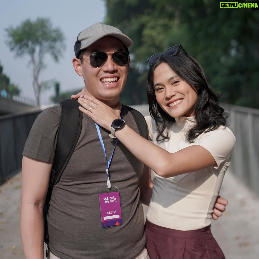 Sheryl Sheinafia - 16.6K Likes - kita mirip ngga?
fight - eat - 🤼♀️ - 🍗
📷 @willymulyadi27