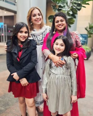 Shilpa Tulaskar Instagram - Happy Birthday to a soul so pure, a heart so kind, and a spirit so strong! You're a blessing to everyone who knows you!"May Kanha ji bless you and your family.✨️🤍🧿
May your journey continue to be blessed each and every day. 
Love you Shilpa massi (Raaji Ma✨🤍)
Myra & Kiara🎊✨️