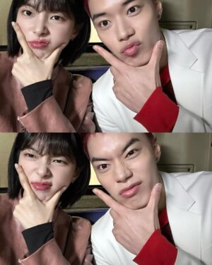 Shin Su-hyun Instagram - 이지우  셀카