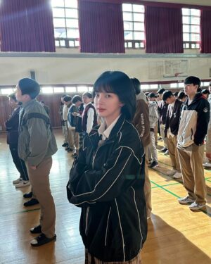 Shin Su-hyun Instagram - 못 보내….