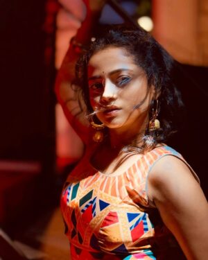 Shivali Parab Instagram - Tujhe sochati hoon 🧿💕 
.
#shivaliparab #kalyanchichulbuli #love 
.
Pc @prithvikpratap