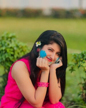Shivani Sangita Instagram - Happpyyyyyy Holiiiiiiiii 🩷🩵

📸 @sk_azhar_ali thank you for such beautiful clicks😍
