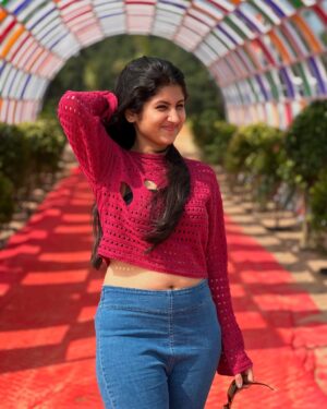 Shivani Sangita Instagram - Real Moods of Sivani 💕
The way I always wish to be…
(Well here’s another eligible song for this Holi😋)