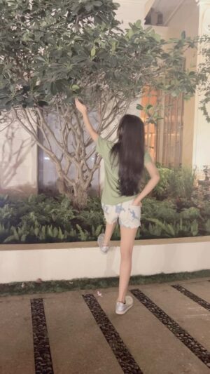 Shivika Rishi Instagram - 🍃🍂🐚

#trend #reels #viralvideos #explore #fyp #peligrosa