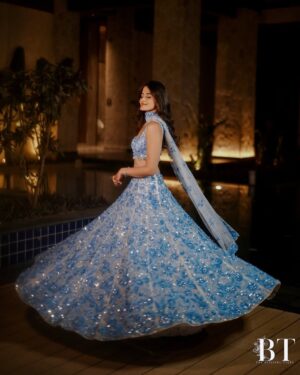 Shivvani Paatil Instagram - The lehenga of my dreams for #SarahAmbarJhoomUtha sangeet night!😍🦋 @seemagujraldesign 💙 Not exaggerating when I say I couldn’t feel my feet after this night but it was all worth it!! Celebrating @thattallgirlyouknow & @ambarsoodfitness with all of my fav people 🥹🤍 Ended the night in pajama’s cause that lehenga was half my weight lolol
.
.
.
.
.
.
Indian wedding // Shaadi // Indian wear // Lehenga // Sangeet outfit