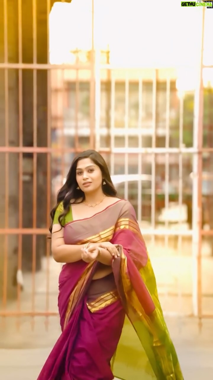 Shobanaa Uthaman - 19.5K Likes - 15 years of Vinnaithaandi Varuvaayaaā„ļø
Some love stories are meant to be ...this movie isn't just a movie for me⨠VTV will forever remain close to my heart šš«
PS : i know i know..š Trisha is irreplaceable in this songš„¹šÆ
#LovefullyVTV #15YearsOfVTV #15YearsOfYMC
#GVM #STR #Trisha #Chay #Samantha #ARRahman #ARR #anbilavan
@gauthamvasudevmenon
@silambarasantrofficial
@trishakrishnan
