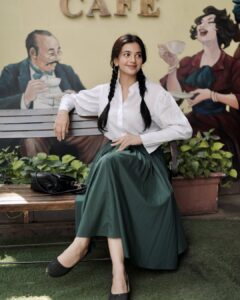 Actress Shruti Sharma HD Photos and Wallpapers March 2025