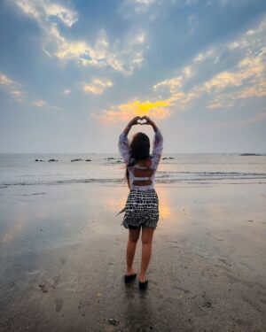 Shweta Jaiswal Instagram - 🩵🩵

#photooftheday #picoftheday #sagar #outfits #outfit #love #photography #naturephotography #naturelovers