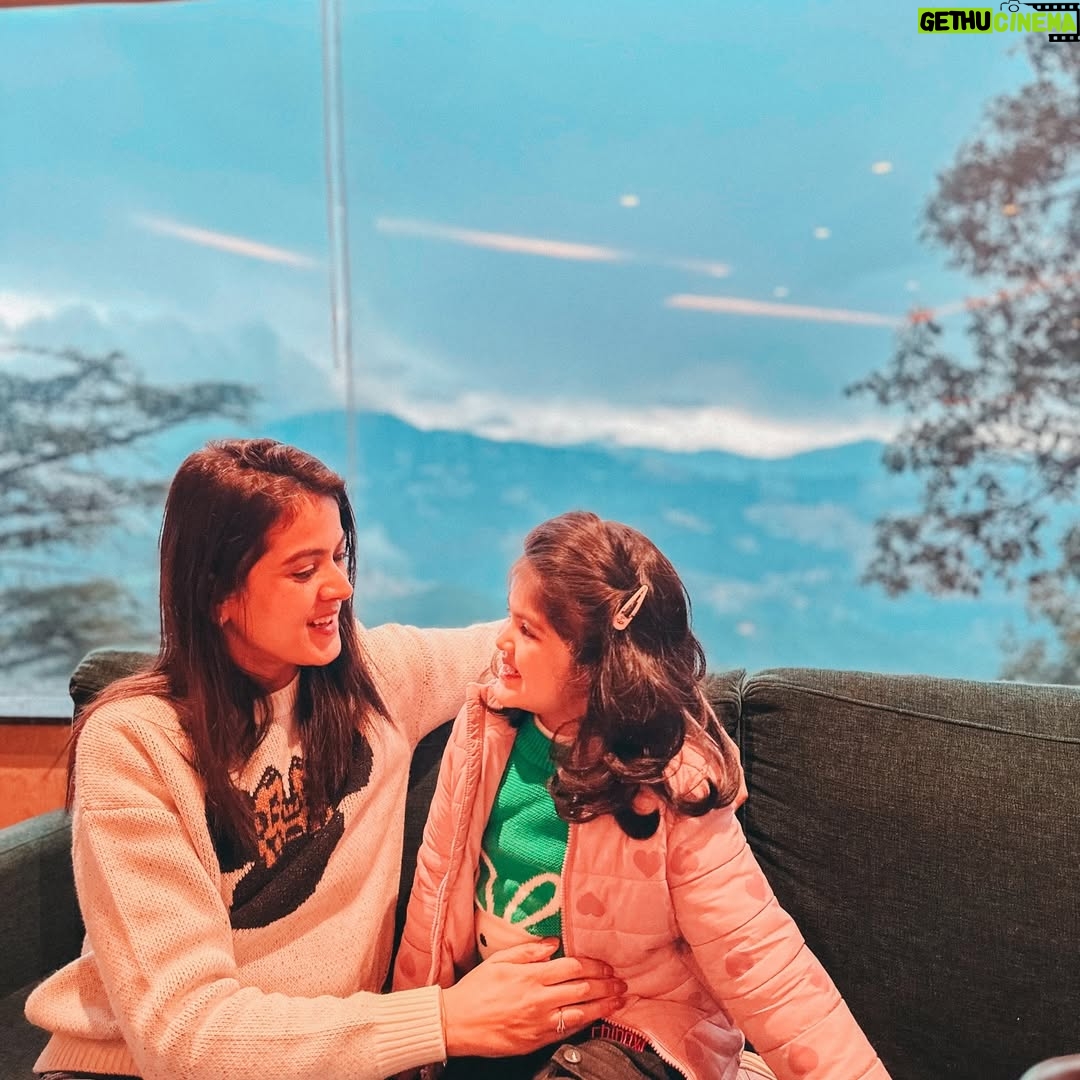 Shweta Sood - 3 Likes - Serious Discussion With Ms. Anaya!
🧿💙
.
.
.
.
.
.
.
#potd #daughter #love #uncoditionallove #himachal #hp
#shwetasood #punjabibrizzle