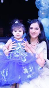 Actress Shweta Sood HD Photos and Wallpapers April 2025
