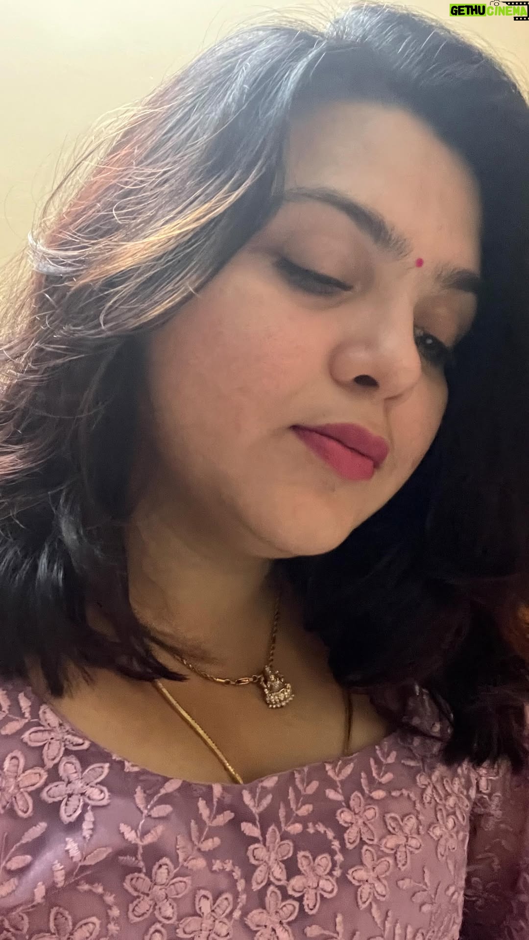 Shwetha Bandekar - 25.7K Likes - My life , my rules ❌
#shwethabandekar #reelsinstagram #twinmom #reelitfeelit #kstwins #comedy #momlife #contentcreator #sarvashri #kridhankrishna